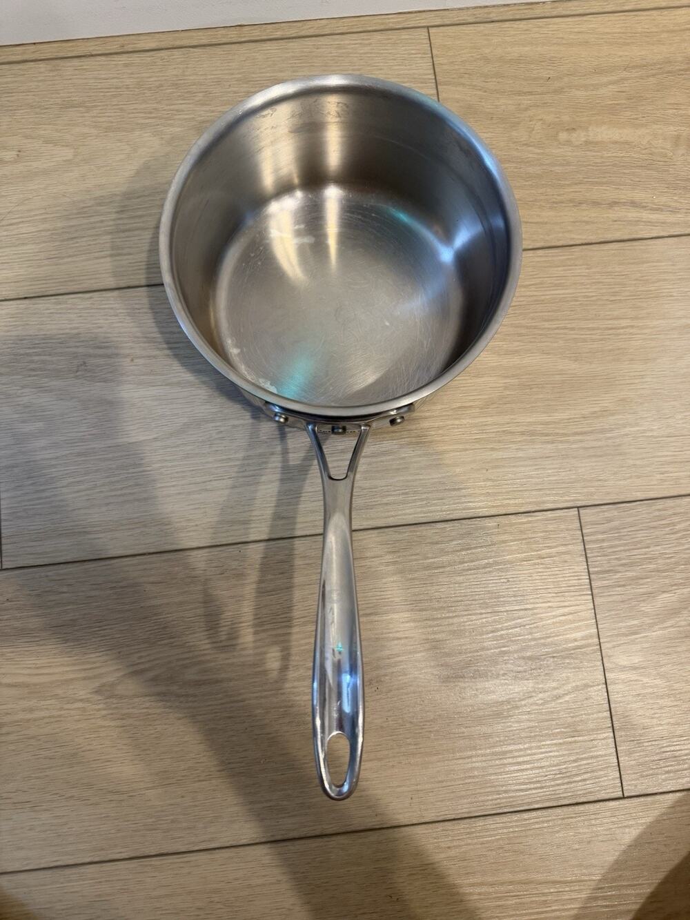 calphalon 2.5 qt saucepan 87022 Stainless Steel No Lid